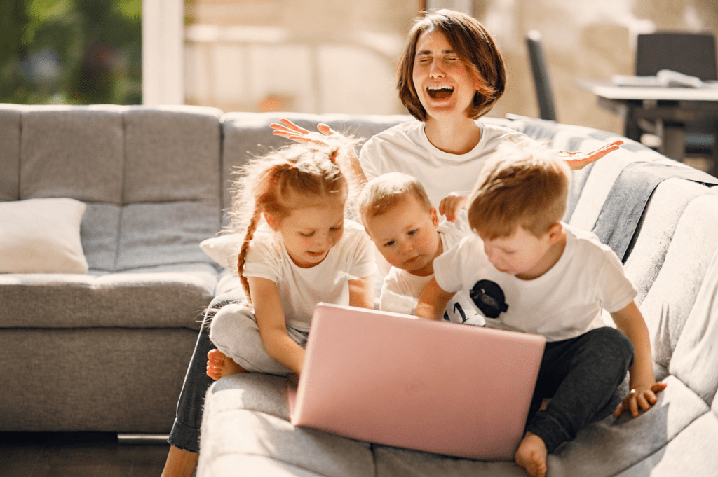 What Nobody Tells You About Being a Work-From-Home Mom